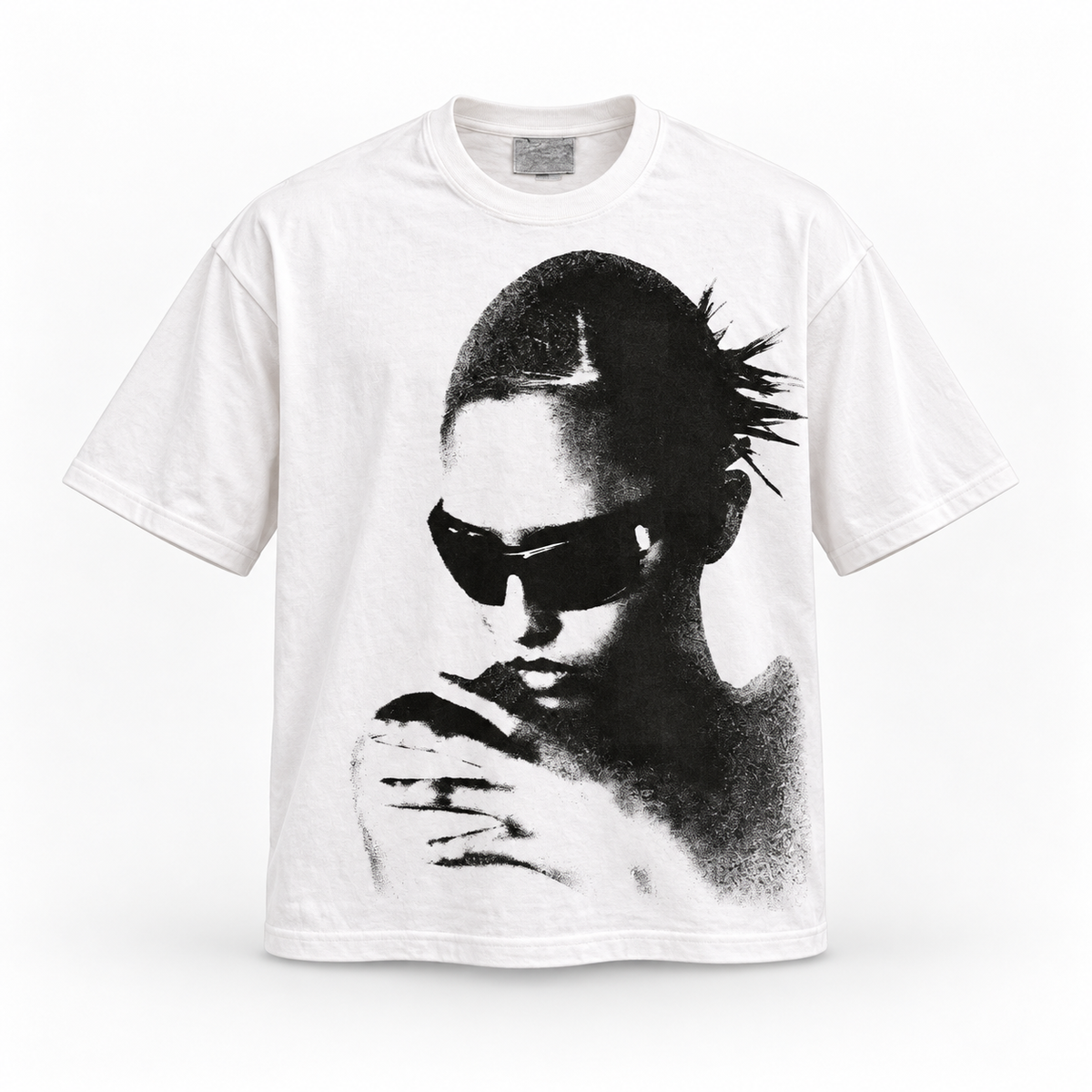 FLY GIRL GRAPHIC TEE